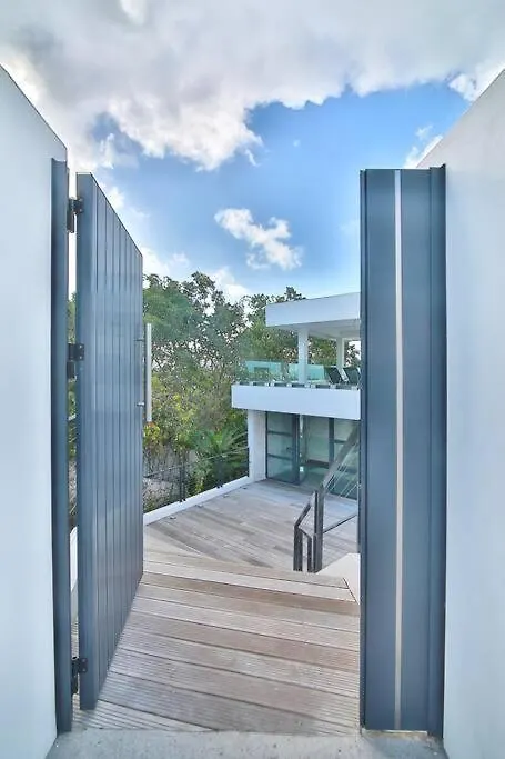 Luxury Villa On The Lagoon Lowlands 0*,  Sint Maarten/Saint Martin