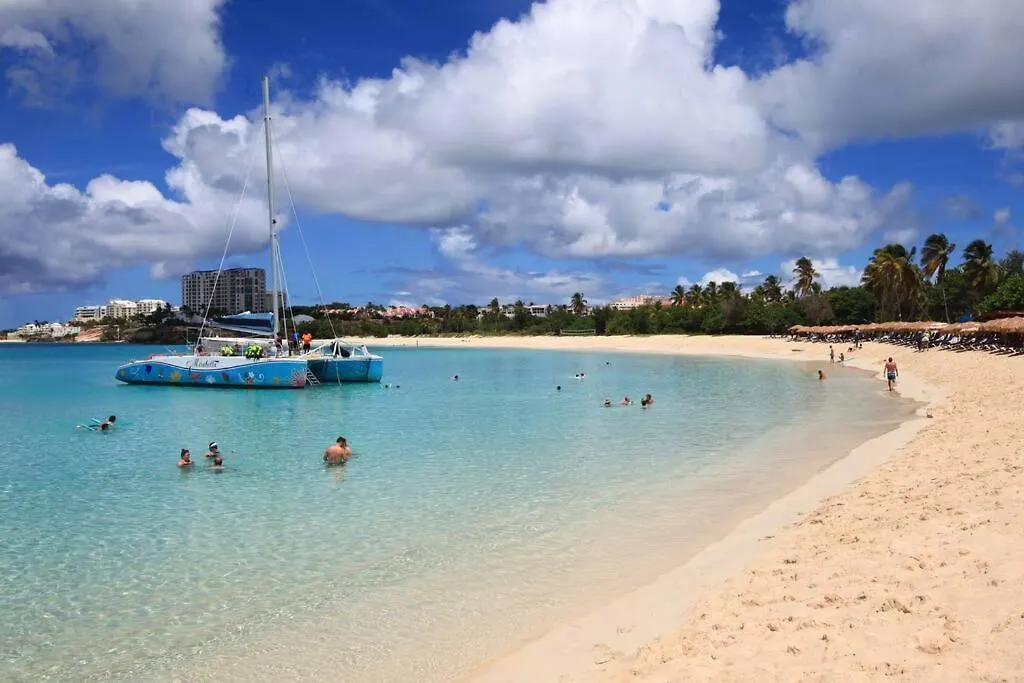 Luxury Villa On The Lagoon Lowlands 0*,  Sint Maarten/Saint Martin